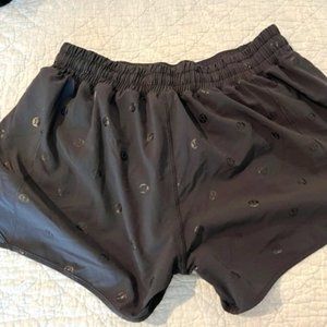 Lululemon Polka Dot Logo Multi/Black Hotty Hot Low-Rise Lined Short 4"